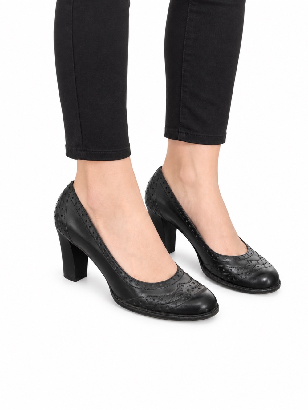 Size 8M Nine West Women’s Y2K Black Leather Brogue Wingtip Round Toe Pumps